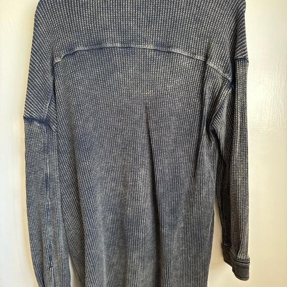 Textured Washed Button-Up Shirt Jacket - Picture 2 of 4